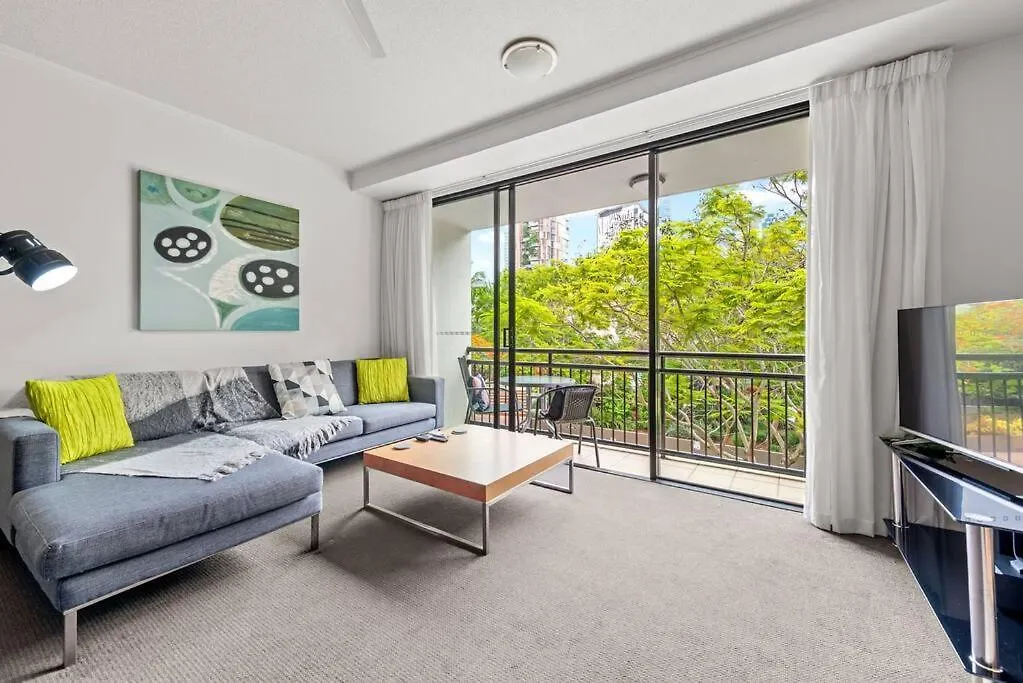 Resort Pad ~ 1Bed/1Bath/Balcony/1Car ~ 10 Mins Cbd Brisbane 0*,  Austrálie