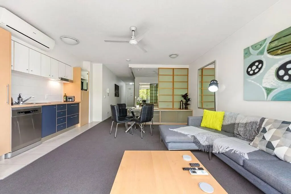 Resort Pad ~ 1Bed/1Bath/Balcony/1Car ~ 10 Mins Cbd Brisbane Apartmán